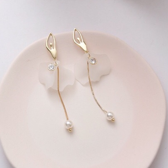 ⭐️Golden Ballet Dancer Earrings—LAST ONE - Picture 4 of 8